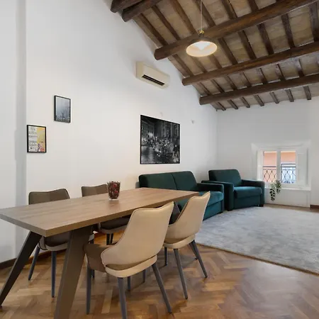 Campo Marzio Lusso 아파트 *